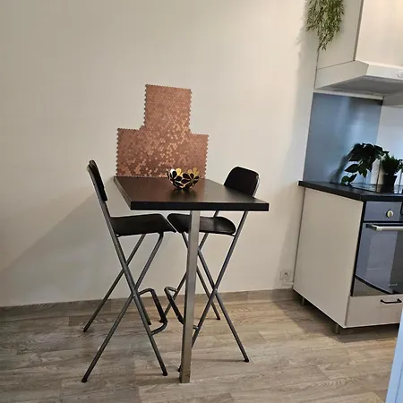 Apartment Calme A 10mn A Pied De La